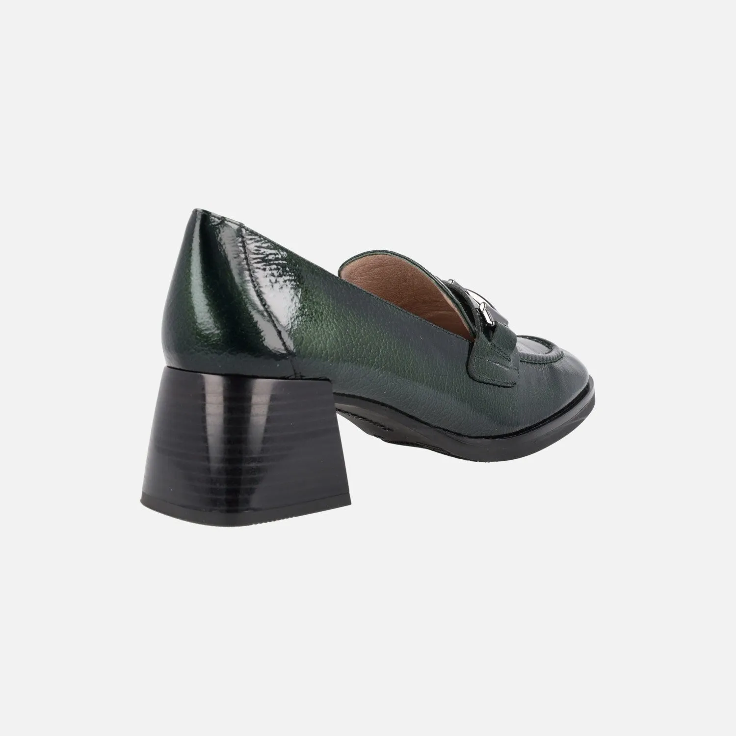 Mocasines de charol Milan con adorno metálico