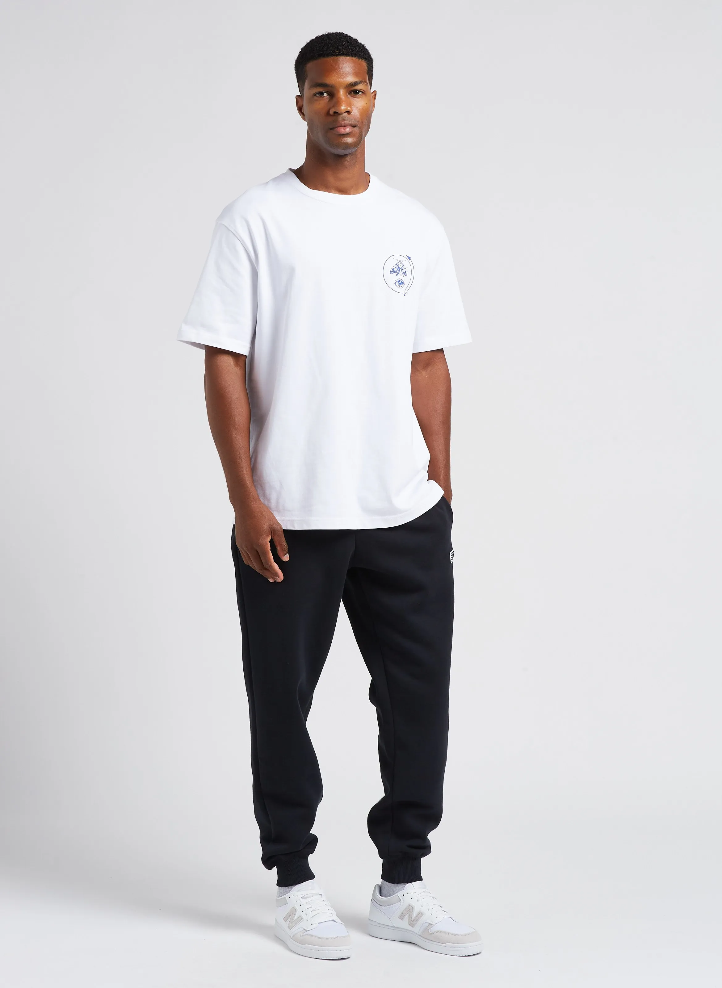 NEW BALANCE Pantalón jogger de algodón en negro